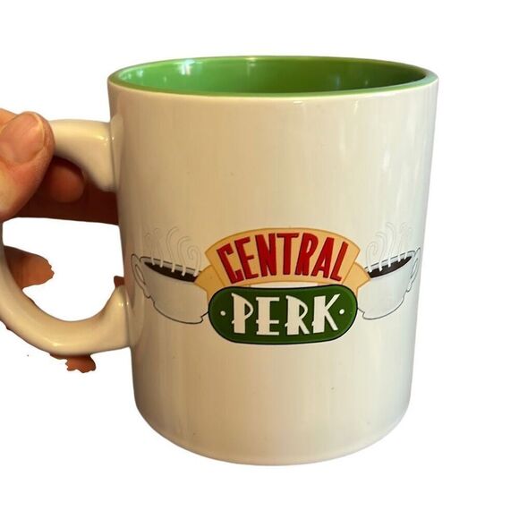 Friends central perk Mug Coffee Cup 20oz NWOT‎ - Picture 1 of 4